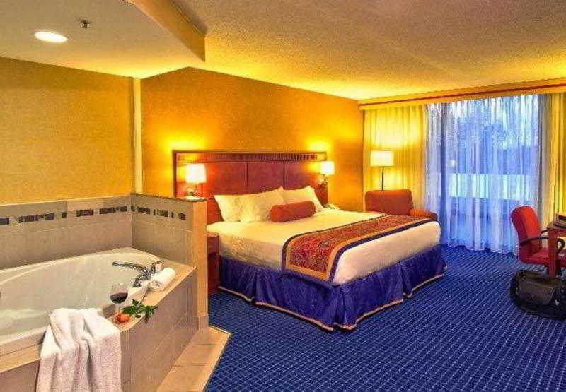 Courtyard By Marriott Canton North Canton Exterior foto